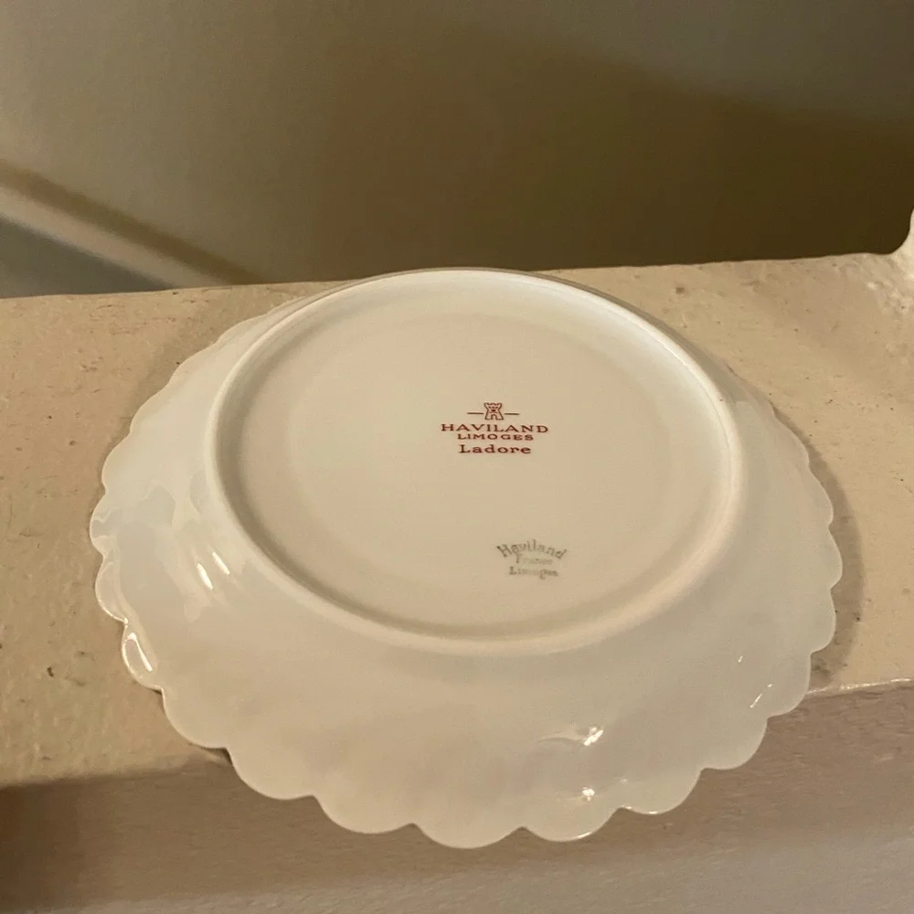 Haviland Ladore Limoges. Elegant Gold and White Tea Cup Set. France. Never Used. - Picture 11 of 12